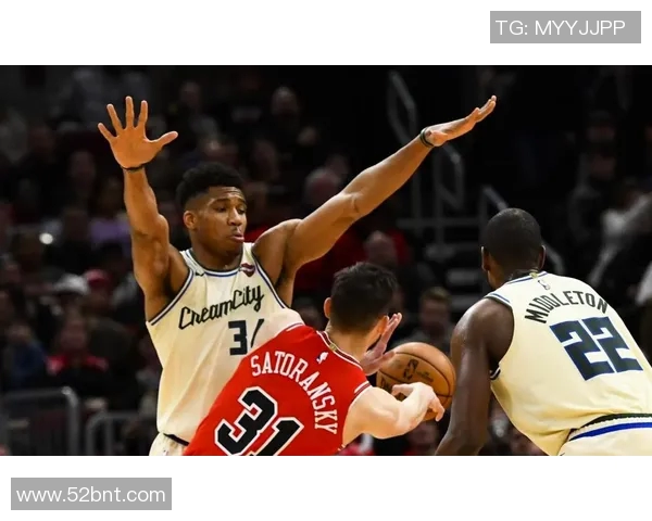 热火与雄鹿激战正酣谁能在这场对决中笑到最后